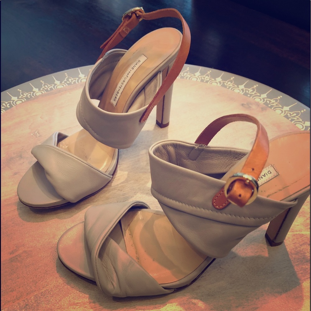 Diane Von Furstenberg slingback heels